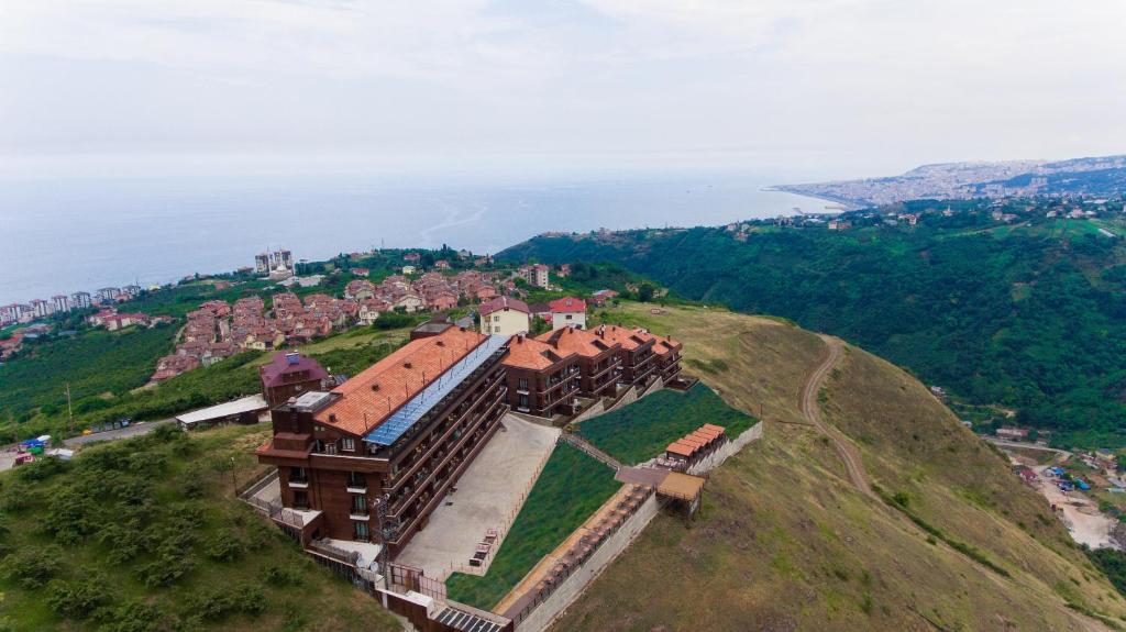 Sera Lake Resort Hotel Spa & Aparts